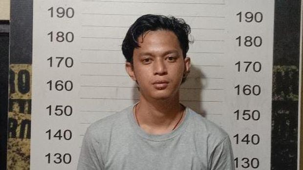 Tampang 4 pengantar jenazah anarkis di Kota Makassar.