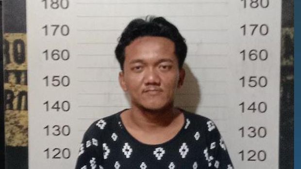 Tampang 4 pengantar jenazah anarkis di Kota Makassar.