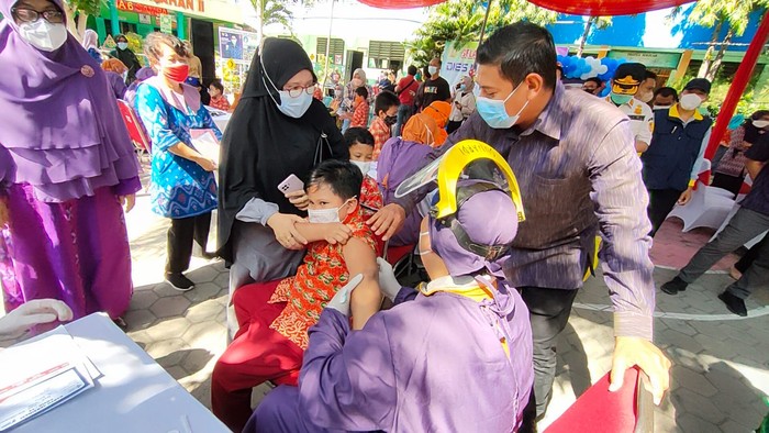 Vaksinasi Anak di Kediri