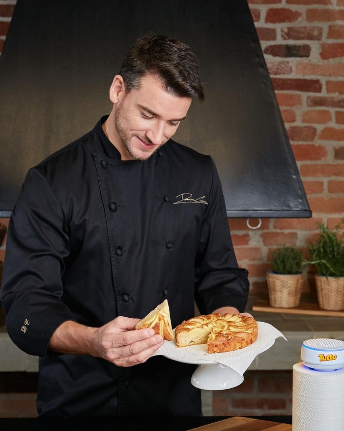 10 Potret Pastry Chef Ganteng Damiano Carrara dengan Kreasinya