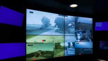 Selain ada penjaga bersenjata, bungker ini dilengkapi jaringan pengawasan yang luas untuk pengamanan ketat. Foto: Survivalcondo.com