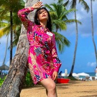 Inilah potret Carla di Puerto Rico sambil menikmati matahari di negara tropis itu. Foto: dok. Instagram/@carlayules