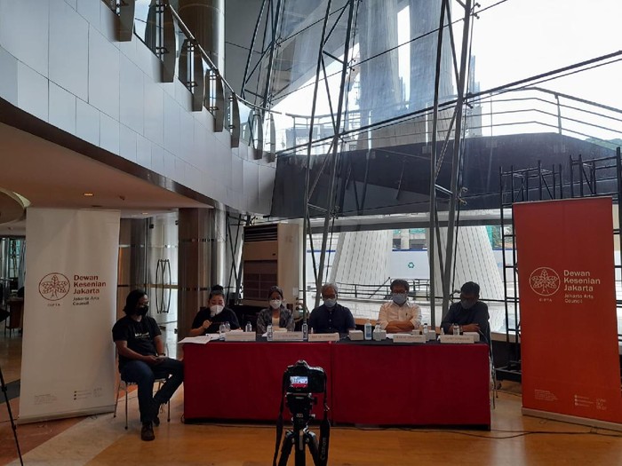 Dewan Kesenian Jakarta menyatakan mosi tidak percaya terhadap kinerja Kepala Dinas Kebudayaan DKI Jakarta Iwan Henry Wardhana