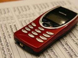 Nostalgia Ponsel Hitam Putih yang Pernah Bikin Keren Penggunanya