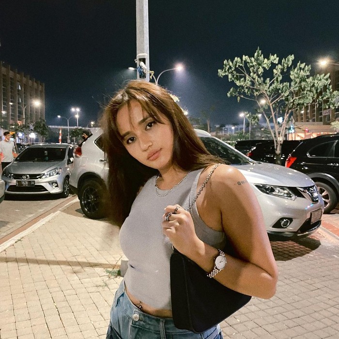 Gabriella Desta sempat tak didukung jadi artis oleh ayahnya.