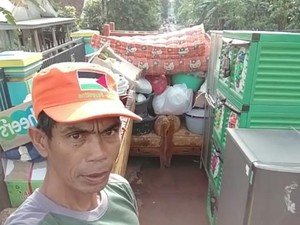 Gunung Semeru Siaga, Warga Kampung Renteng Mulai Tinggalkan Rumahnya