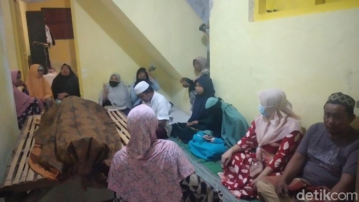 imam s arifin meninggal