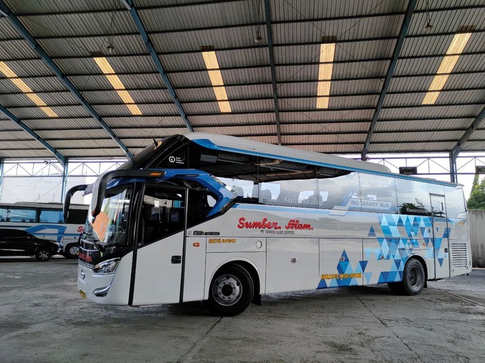 Ingin bepergian naik bus? Simak tips berikut ini
