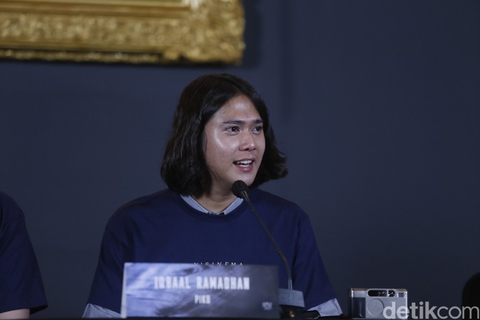 Iqbaal Ramadhan Iqbaal Ramadhan di Press Conference Film Mencuri Raden Saleh, Aula Gedung Utama Raden Saleh Cikini Jakarta (16/12).