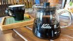 Mantap Lur! Sego Rawon dan Tempe Mendoan di Java Dancer Coffee