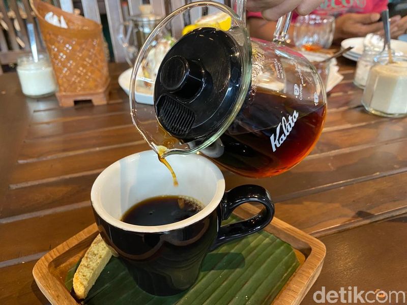 Liburan ke Malang? Coba 6 Tempat Ngopi Kekinian hingga Legendaris Ini