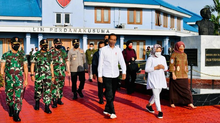 Jokowi dan Iriana bertolak ke Jateng-Jatim (Foto: Biro Pers Setpres)