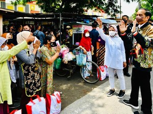 Sapa Pedagang Pasar di Blora, Jokowi Didoakan Panjang Umur