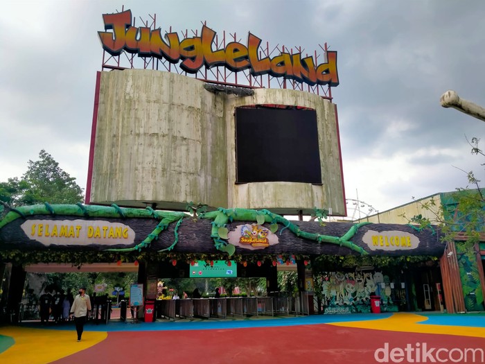 JungleLand Sentul kembali beroperasi pada hari Jumat ini (17/12/2021).