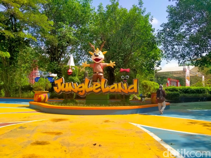 JungleLand Sentul kembali beroperasi pada hari Jumat ini (17/12/2021).