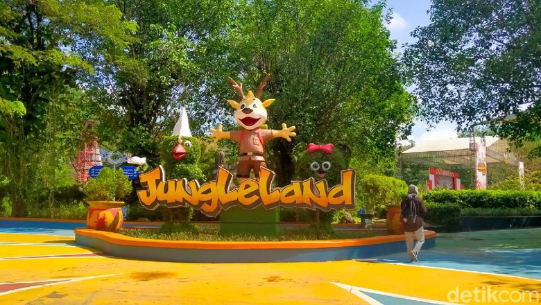 JungleLand Sentul kembali beroperasi pada hari Jumat ini (17/12/2021).
