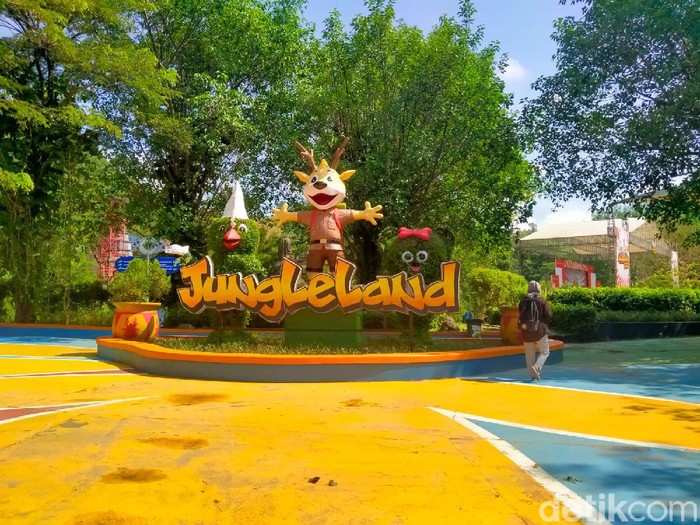JungleLand Sentul kembali beroperasi pada hari Jumat ini (17/12/2021).
