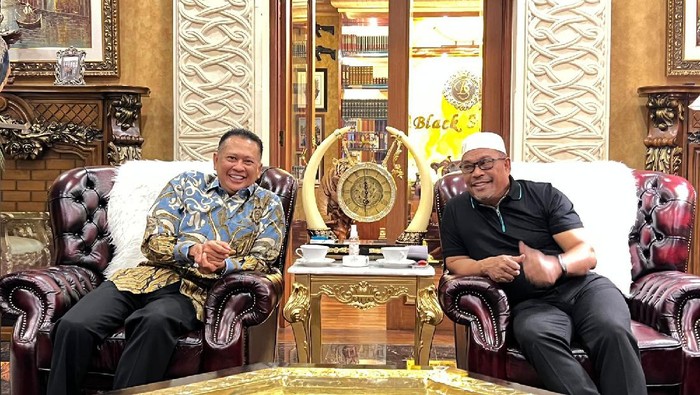 Ketua MPR RI Bambang Soesatyo meminta pemerintah memberikan perhatian lebih kepada Provinsi Maluku