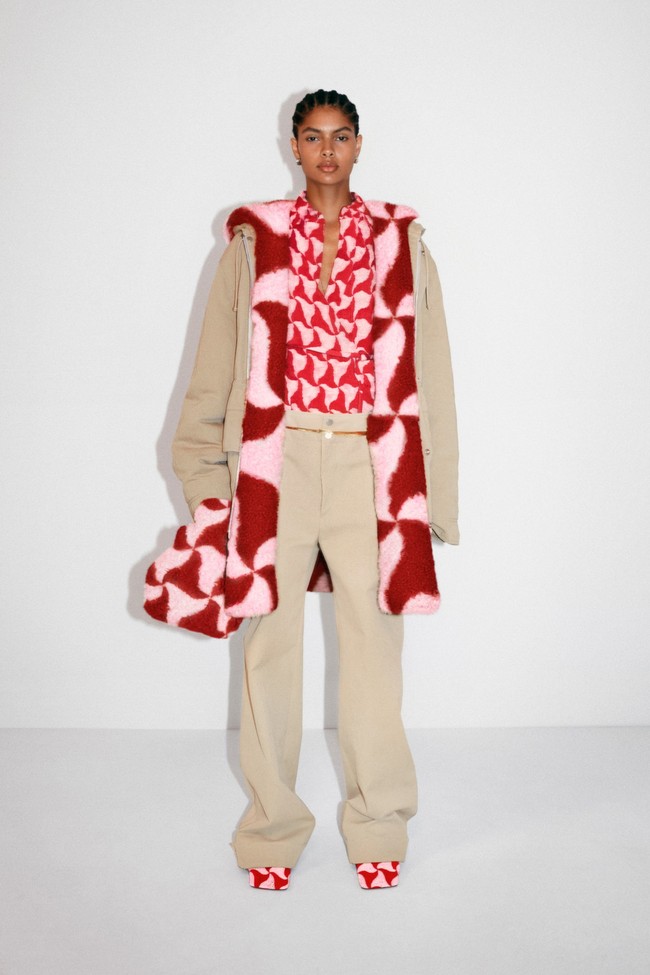 Inilah karya terakhir desainer Daniel Lee untuk Bottega Veneta. Foto:  dok. Courtesy Bottega Veneta