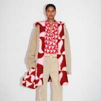 Inilah karya terakhir desainer Daniel Lee untuk Bottega Veneta. Foto:  dok. Courtesy Bottega Veneta