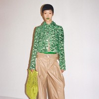 Inilah karya terakhir desainer Daniel Lee untuk Bottega Veneta. Foto:  dok. Courtesy Bottega Veneta