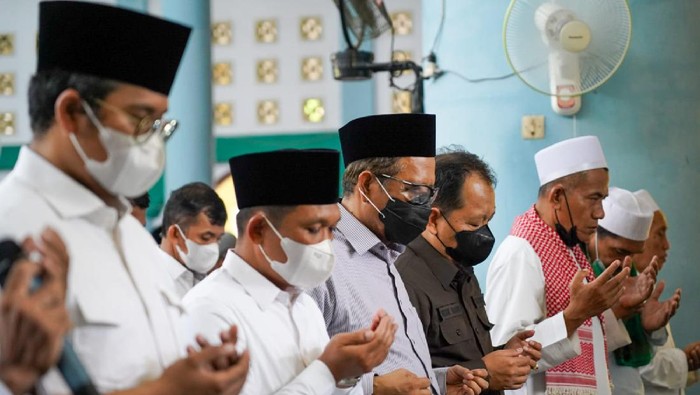 Mahfud Md ke lokasi erupsi semeru