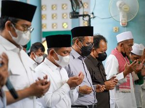 Datang ke Lumajang, Mahfud Md Pimpin Salat Gaib untuk Korban Semeru