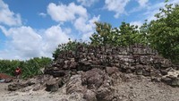 Candi Risan diduga berhubungan dengan kerajaan Majapahit. Kendati demikian, bentuk utuh dari candi ini belum diketahui karena bagian atasnya sudah tidak ada lagi.