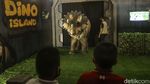 Melihat Dinosaurus dari Dekat di Mal Jakarta