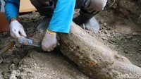 Jamin menuturkan penemuan fosil di kawasan Pegunungan Patiayam ini paling sering ditemukan di musim penghujan. Rencananya akan ada dua lokasi lagi yang akan digali petugas gabungan tersebut.