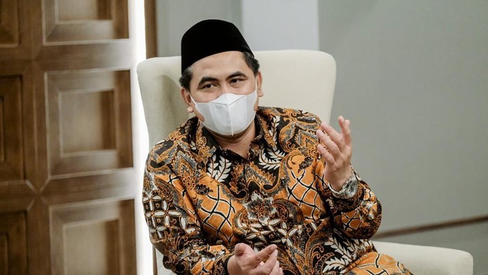 Menparekraf Sandiaga Uno saat menerima kunjungan Wakil Gubernur Jawa Tengah, Taj Yasin Maimoen, di kantor Kemenparekraf/Baparekraf, Gedung Sapta Pesona, Kamis (16/12/2021),
