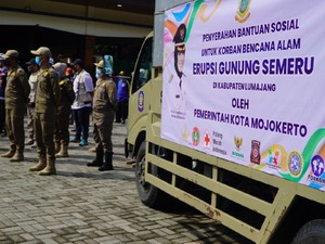 Pemkot Mojokerto Kirim Logistik & Relawan Bantu Korban Erupsi Semeru