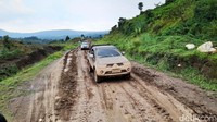 Lapangan golf yang akan dibangun berada di kawasan jalur Puncak 2 antara Kecamatan Babakanmadang dan Citereup, Kabupaten Bogor.