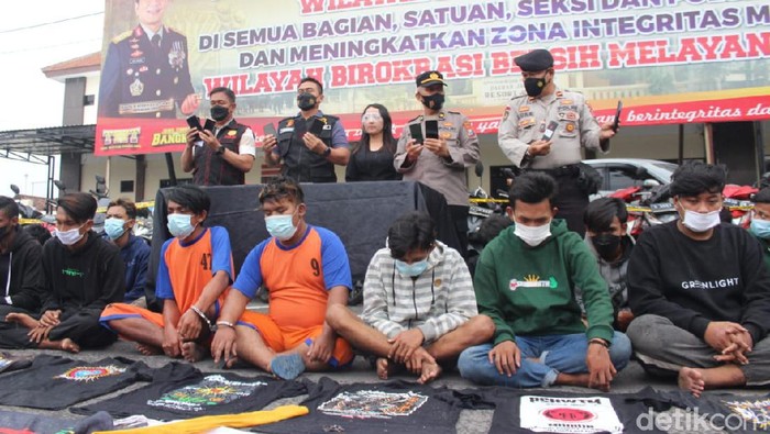 pesilat di jombang diamankan