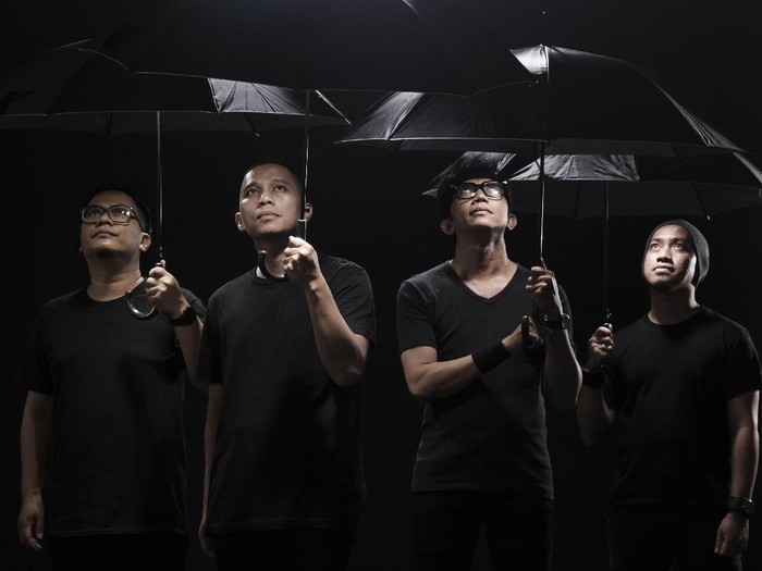 The Rain rilis single baru bertajuk Terjebak Bersama.