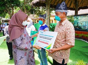 2.500 Nelayan Banyuwangi Terima Bantuan Premi Asuransi Jiwa Gratis.