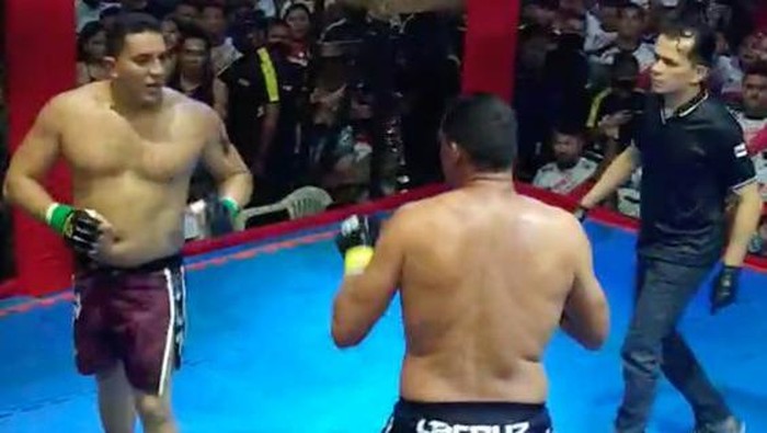 Brazilian mayor and former councillor take part in a 13-minute mixed martial arts showdown following a dispute over a water park. PHOTO BY FACEBOOK
