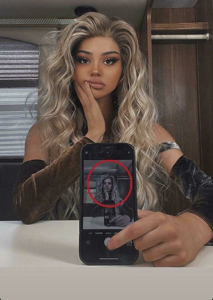 Foto editan berlebihan Foto editan berlebihan