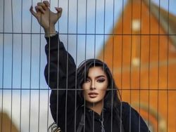 Kocak! Orang-orang Ini Terciduk Edit Foto Berlebihan di Medsos
