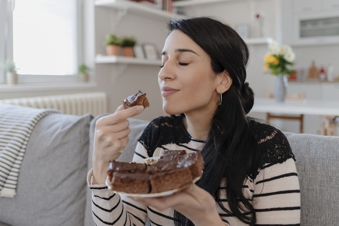 Kebiasaan Makan Cokelat Kebiasaan Makan Cokelat yang Harus Dihindari Saat Diet