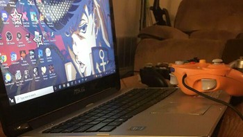 Baterai melembung. Foto: Reddit via Bored Panda