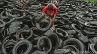 Biasanya ban bekas tersebut diolah untuk diambil kawat dan karetnya.