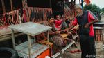 Dari Ban Bekas Ini, Untung Memutar Roda Kehidupan