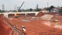 Konstruksi Tol Serbaraja sepanjang 39,4 km yang akan terkoneksi dengan sejumlah jalan tol lainnya sehingga meningkatkan konektivitas menuju Jakarta dan Merak.