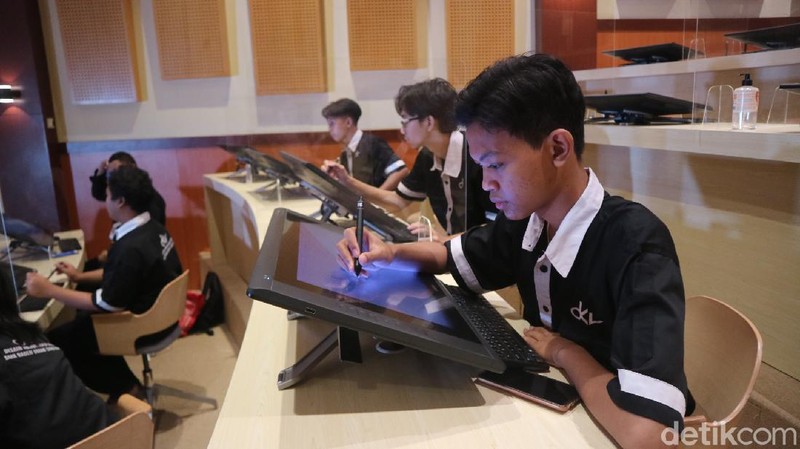 SMK Raden Umar Said Kudus Sekolah Animasi