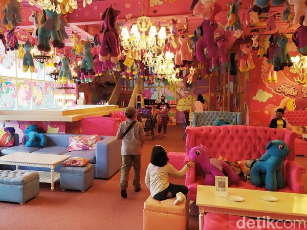 Surga Unicorn di Bekasi Ini Cocok Banget untuk Libur Nataru