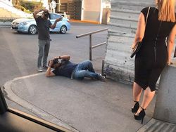 Aksi Nyeleneh Influencer Demi Konten, Bikin Geleng-geleng Kepala