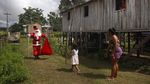 Nggak Biasa! Ini Kendaraan yang Dipakai Santa Klaus di Amazon