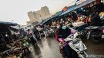 Intip Penerapan Prokes di Pasar Tradisional Saat Omicron Masuk RI