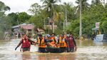 Malaysia Dikepung Banjir, Ribuan Warga Mengungsi
